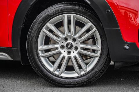 2017 Mini Cooper SE Crossover All 4 - Thumbnail