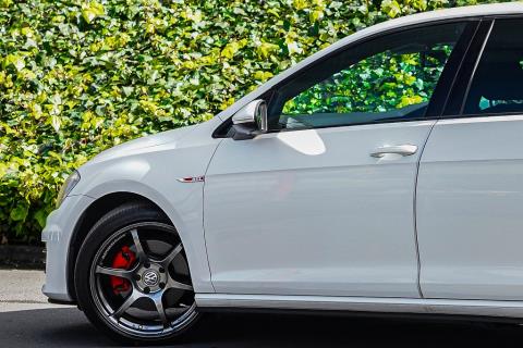 2015 Volkswagen Golf GTI Turbo Mk 7 - Thumbnail