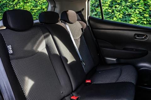 2015 Nissan Leaf Gen 2 70% SOH - Thumbnail