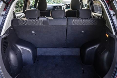 2015 Nissan Leaf Gen 2 70% SOH - Thumbnail