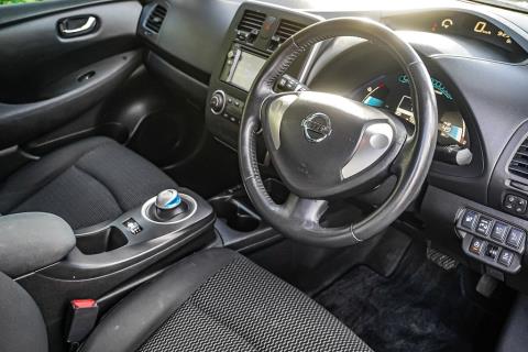 2015 Nissan Leaf Gen 2 70% SOH - Thumbnail