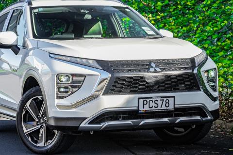 2022 Mitsubishi Eclipse Cross PHEV - Thumbnail