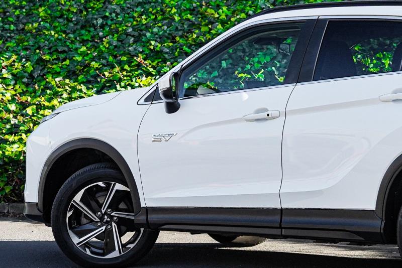 2022 Mitsubishi Eclipse Cross PHEV