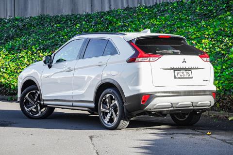 2022 Mitsubishi Eclipse Cross PHEV - Thumbnail
