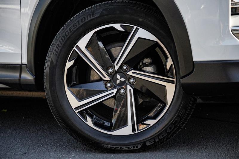 2022 Mitsubishi Eclipse Cross PHEV