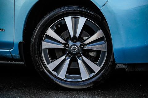 2016 Nissan Leaf Tekna 30kWh - Thumbnail