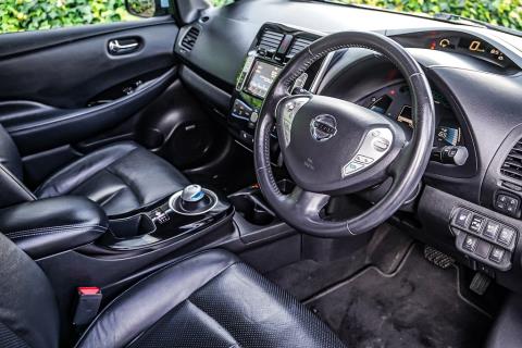 2016 Nissan Leaf Tekna 30kWh - Thumbnail