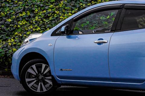 2016 Nissan Leaf Tekna 30kWh - Thumbnail