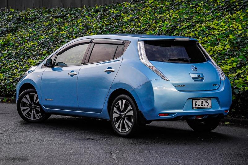 2016 Nissan Leaf Tekna 30kWh