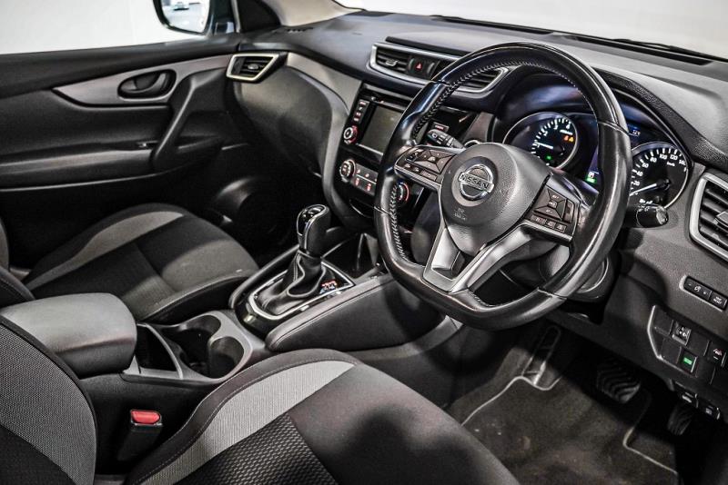 2020 Nissan Qashqai ST / Dualis