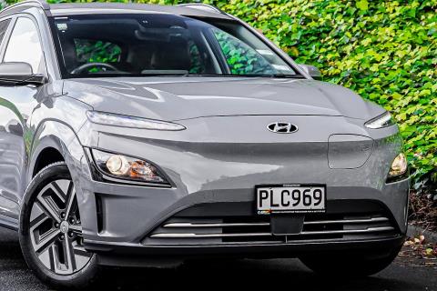 2022 Hyundai Kona EV 64kWh - Thumbnail