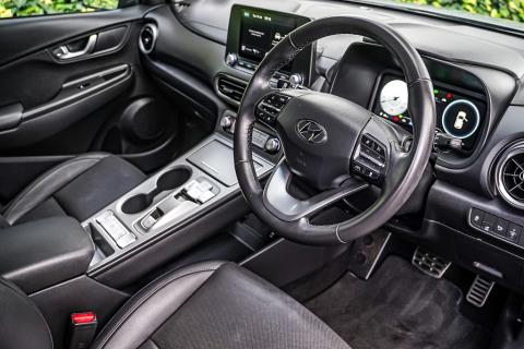 2022 Hyundai Kona EV 64kWh - Thumbnail