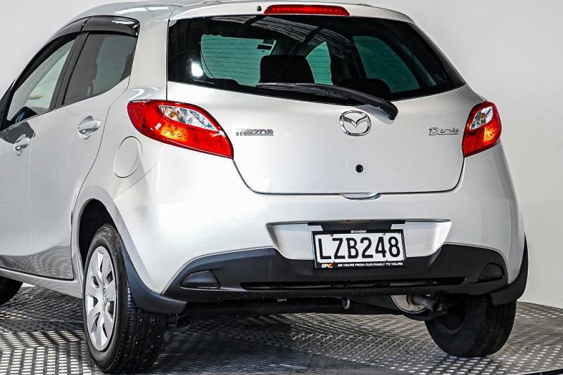 2007 Mazda Demio 15C / Mazda2