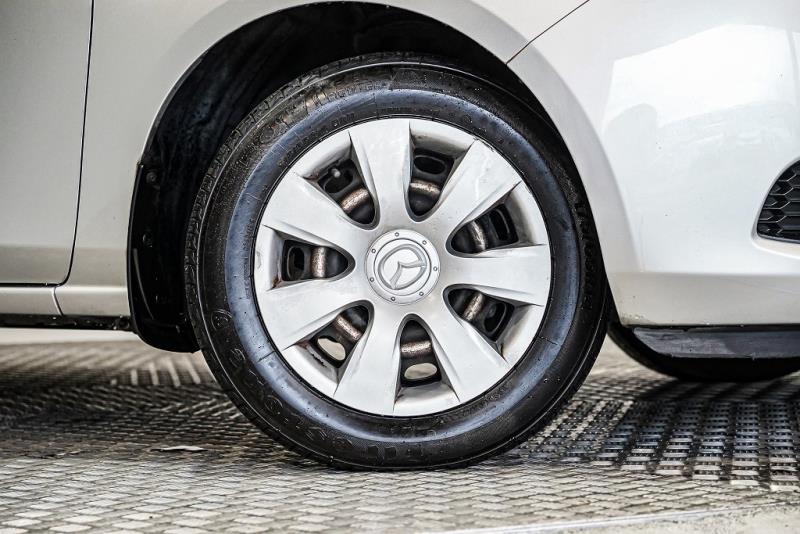 2007 Mazda Demio 15C / Mazda2