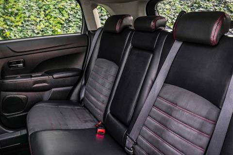2019 Mitsubishi ASX XLS Blackout Package - Thumbnail