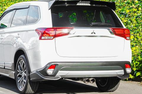 2016 Mitsubishi Outlander 24G 4WD - Thumbnail