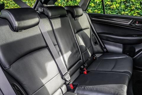 2016 Subaru Outback 4WD Limited - Thumbnail