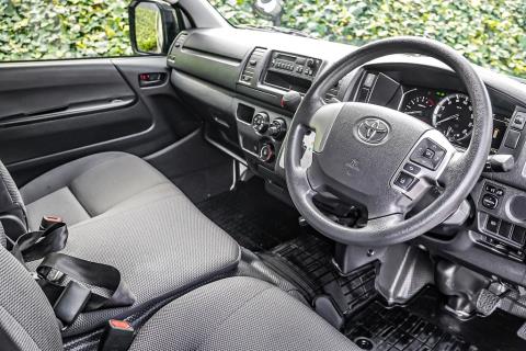 2021 Toyota Hiace ZL 5 Door - Thumbnail