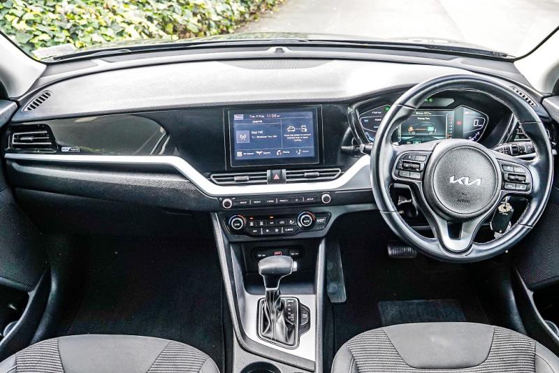 2022 Kia Niro LX Hybrid
