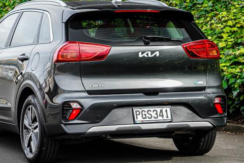 2022 Kia Niro LX Hybrid - Thumbnail