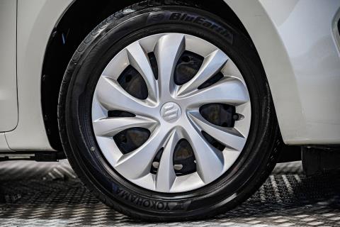 2020 Suzuki Swift GLC Automatic - Thumbnail