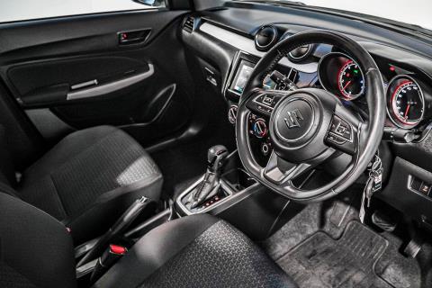 2020 Suzuki Swift GLC Automatic - Thumbnail