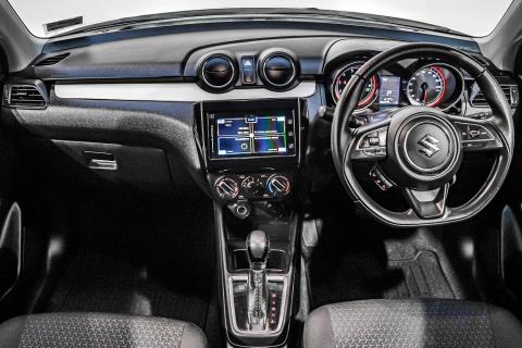 2020 Suzuki Swift GLC Automatic - Thumbnail
