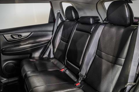 2016 Nissan X-Trail Hybrid - Thumbnail
