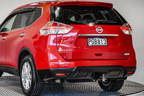 2016 Nissan X-Trail Hybrid - Thumbnail