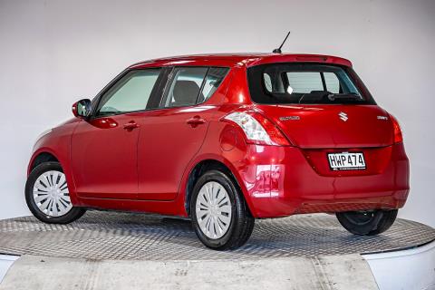 2014 Suzuki Swift - Thumbnail