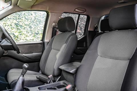 2015 Nissan Navara ST 4WD - Thumbnail