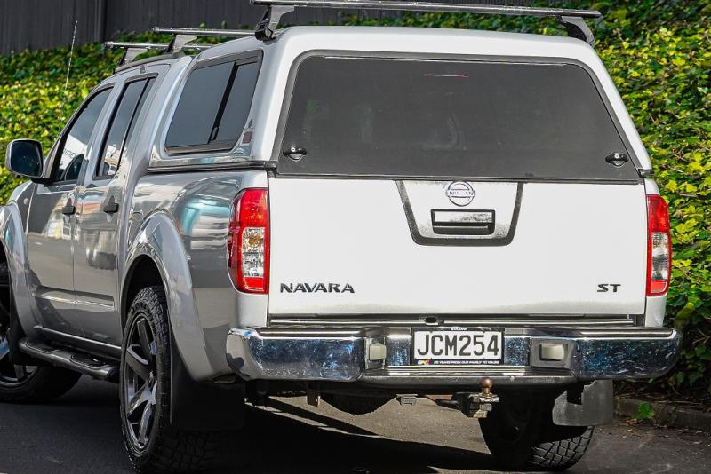 2015 Nissan Navara ST 4WD