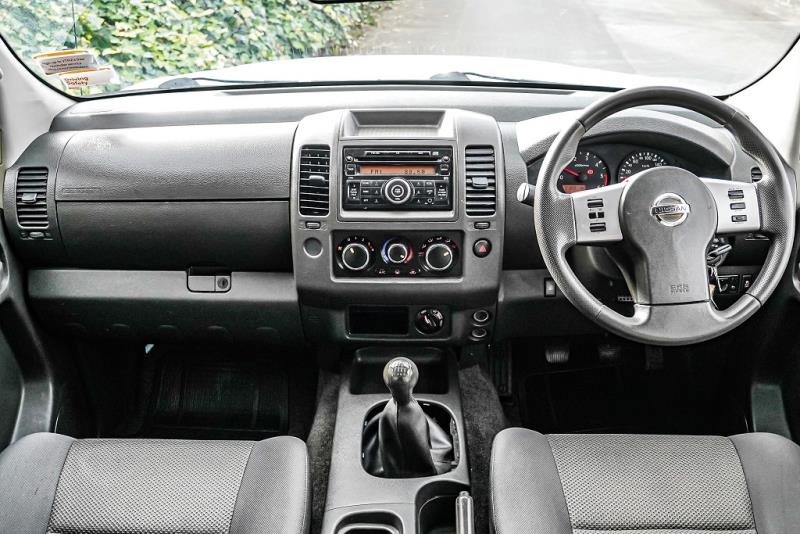 2015 Nissan Navara ST 4WD