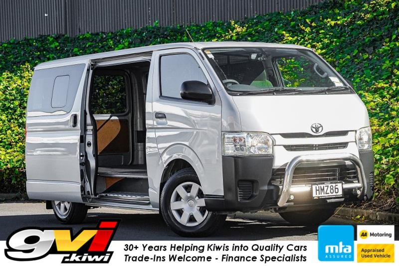 2014 Toyota Hiace ZL 5 Door