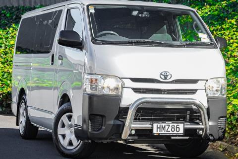 2014 Toyota Hiace ZL 5 Door - Thumbnail
