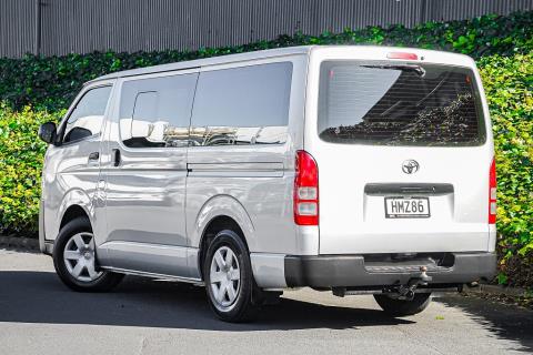 2014 Toyota Hiace ZL 5 Door - Thumbnail