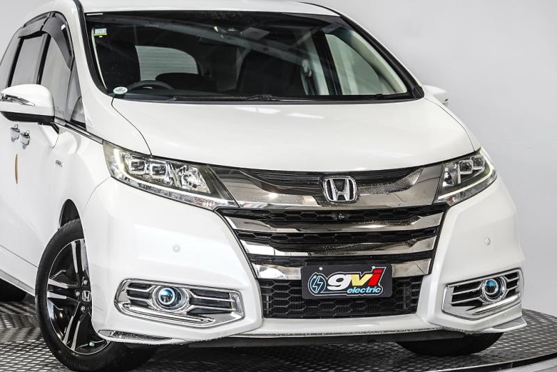 2017 Honda Odyssey Absolute Hybrid S