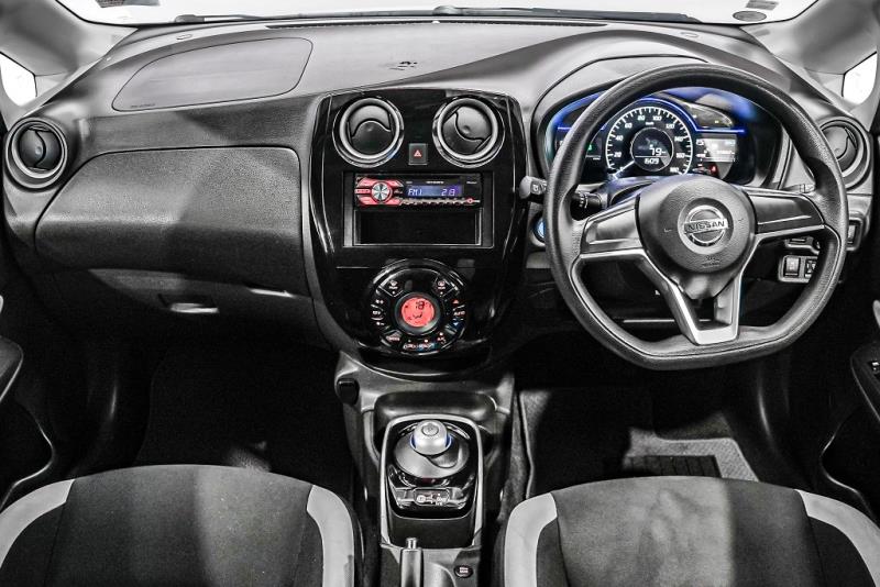 2018 Nissan Note E-Power X