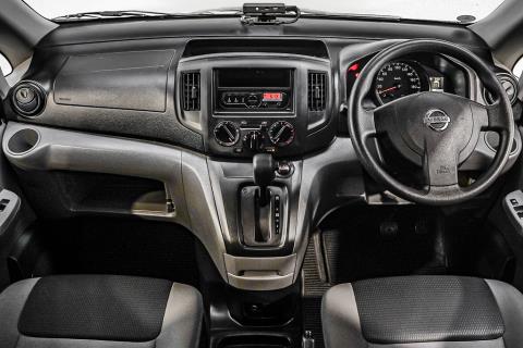 2020 Nissan NV200 6 Seater - Thumbnail