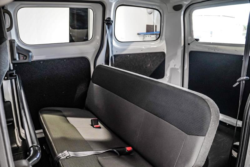 2020 Nissan NV200 6 Seater