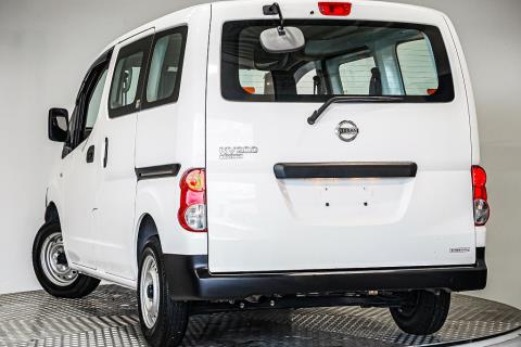 2020 Nissan NV200 6 Seater - Thumbnail
