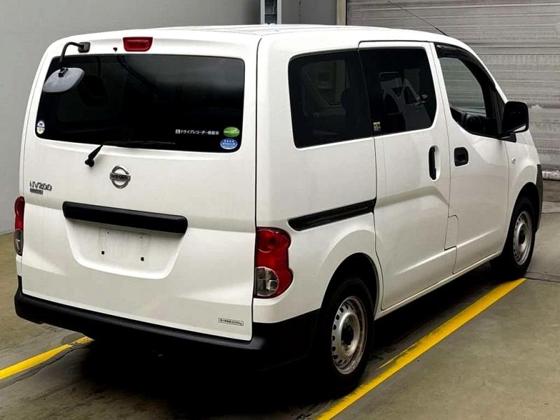 2020 Nissan NV200 / Vanette 5 Door