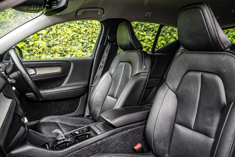 2018 Volvo XC40 T5 AWD Inscription