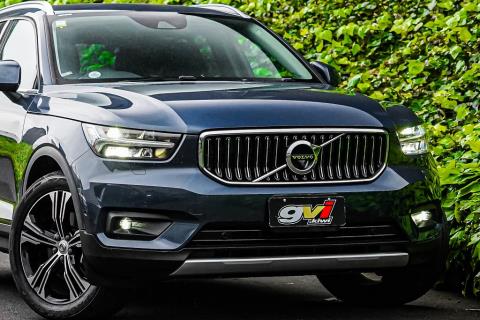 2018 Volvo XC40 T5 AWD Inscription - Thumbnail