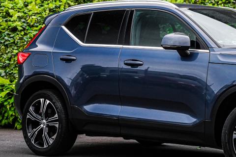 2018 Volvo XC40 T5 AWD Inscription - Thumbnail