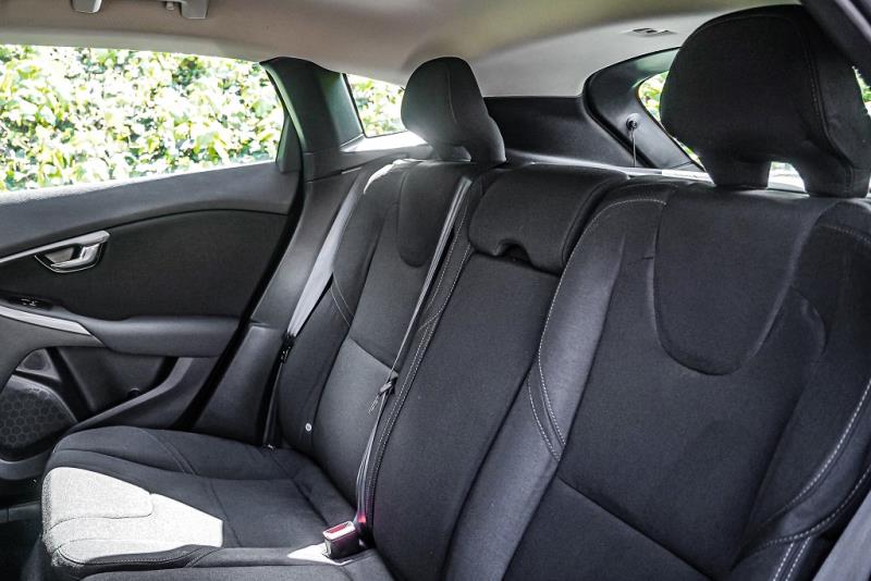 2015 Volvo V40 T4