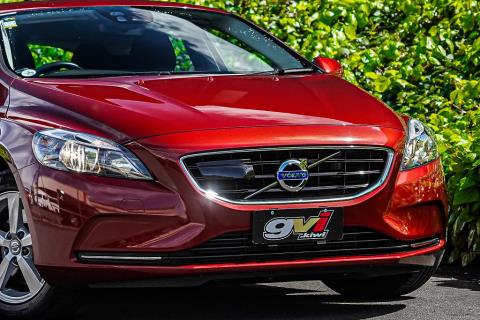 2015 Volvo V40 T4 - Thumbnail