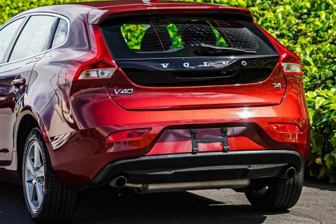 2015 Volvo V40 T4 - Thumbnail