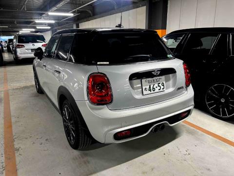 2016 Mini Cooper - Thumbnail