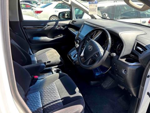 2015 Toyota Vellfire 2.5Z - Thumbnail